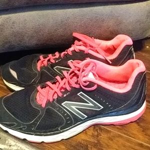 Ladies New Balance Sneakers Size 10